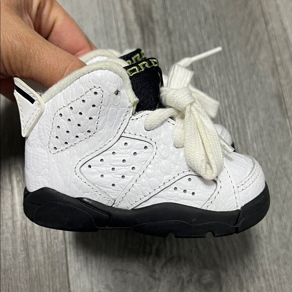 Jordan 6 Retro (TD) Alligator Size 3C / like NEW